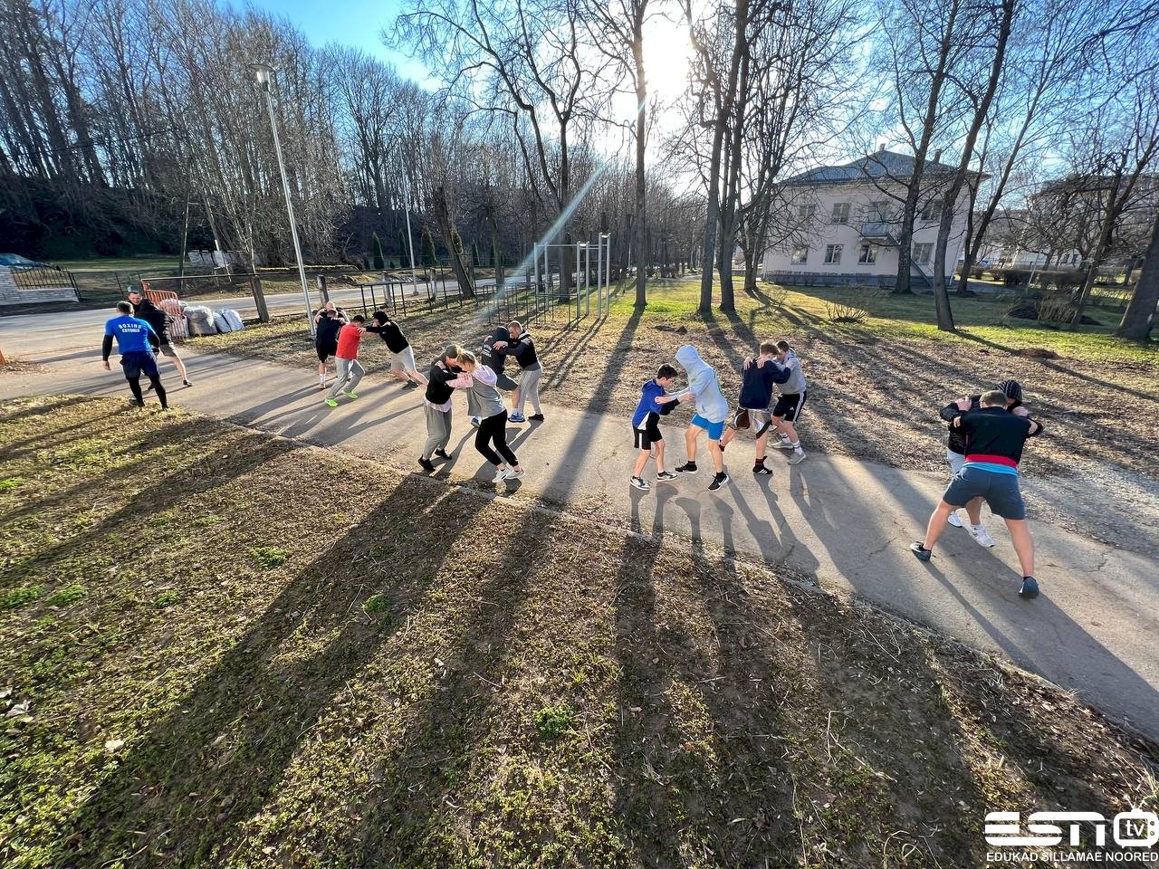 2023-04-19 18.52.53 esn foto 19.04.2023