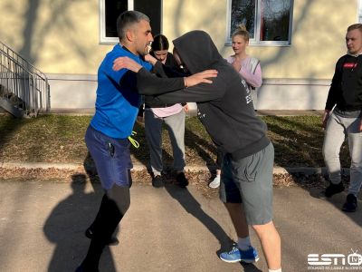 2023-04-19 18.51.31 esn foto 19.04.2023