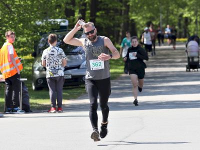 2V4A2085 esn foto 26.05.2023