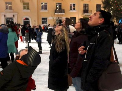 2V4A5099 esn foto 01.01.2022
