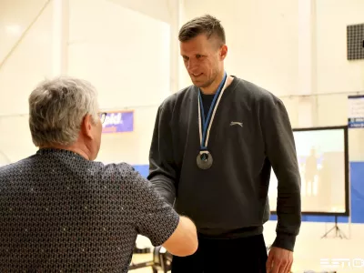 esl (82)