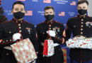 СОТРУДНИКИ ПОСОЛЬСТВА США ПЕРЕДАЛИ ПОДАРКИ
