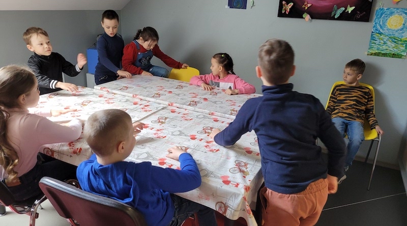 “Mõmmid” Narva Lasteaed “Potsataja” в молодежном центре г. Нарва