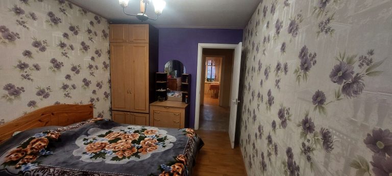 2-х комнатная квартира с балконом- Бульвар Виру33.