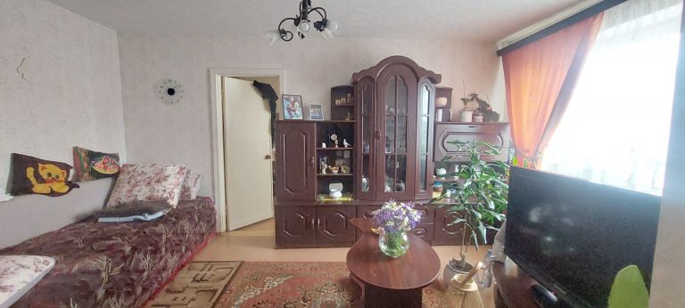 2-х комнатная квартира- ул. Павлова 9.