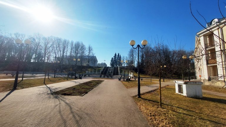 Продается уютная, двухкомнатная квартира по адресу Mere pst 1, Sillamäe linn