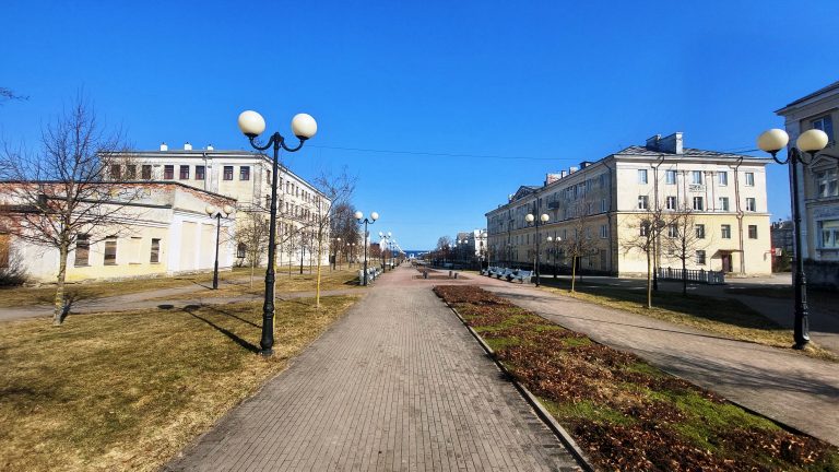 Продается уютная, двухкомнатная квартира по адресу Mere pst 1, Sillamäe linn