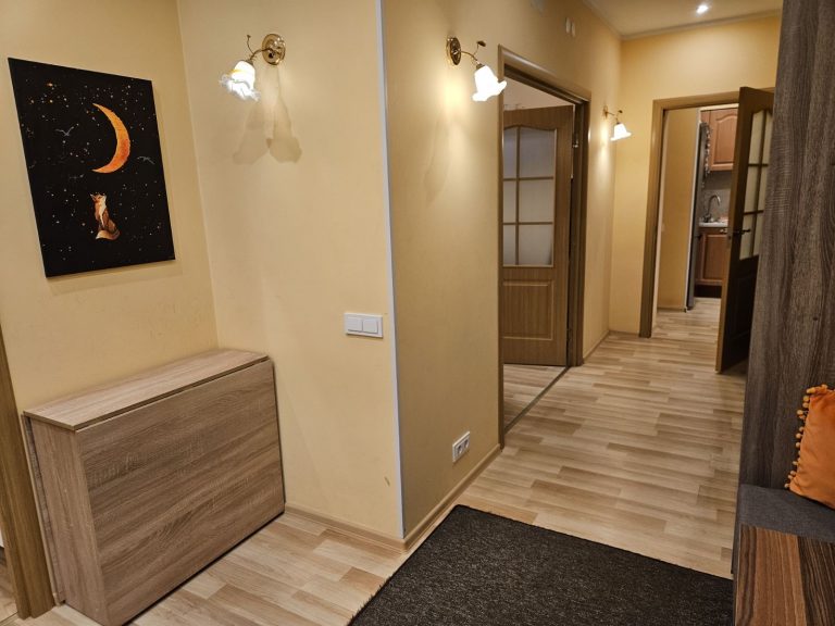 Продаётся просторная 3-комнатная (82,4 m2) квартира в Силламяэ