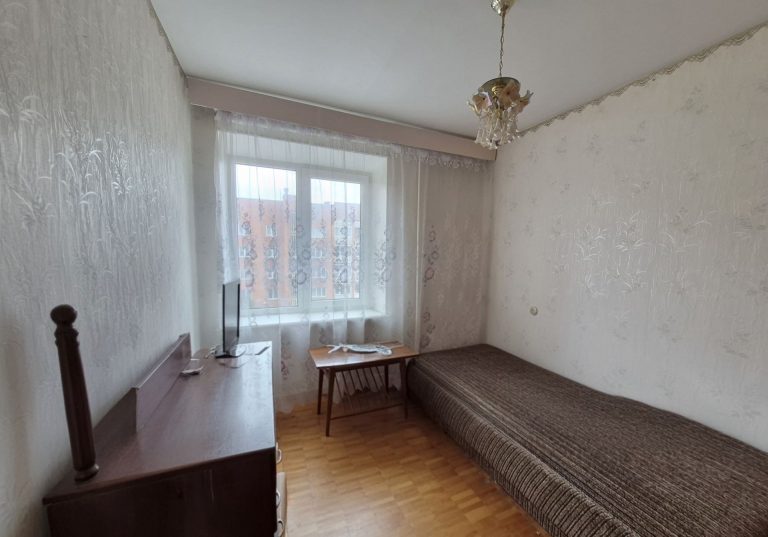 3Х комнатная квартира на в микрорайоне-Бульвар Виру 21.