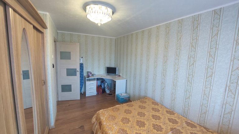 Продается 2-комнатная квартира, по адресу Roheline tn 4, Sillamäe linn