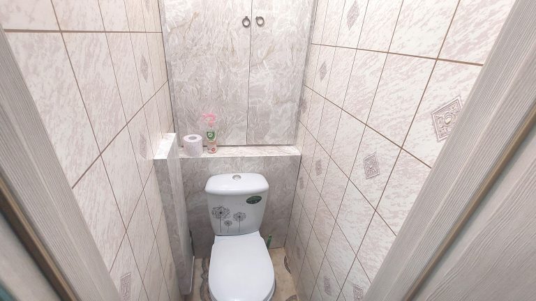 Продается 2-комнатная квартира, по адресу Roheline tn 4, Sillamäe linn