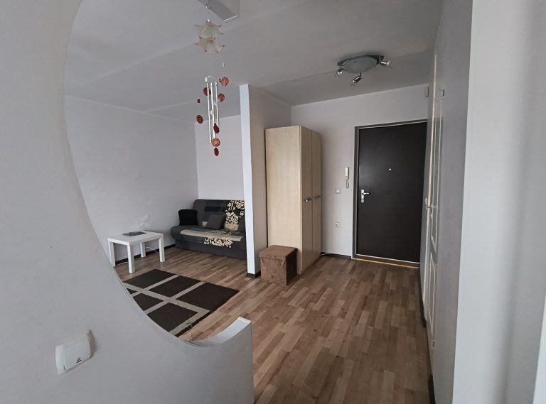 Продаётся 1-ая квартира в Силламяэ, Гагарина 15а