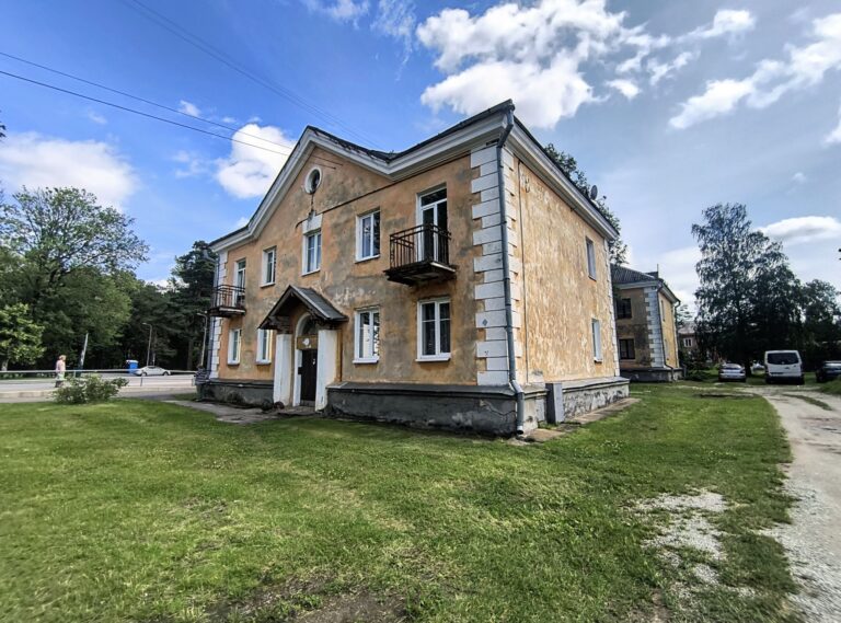 Продается 3-ая квартира с ремонтом и баней в Силламяэ, Кеск 31