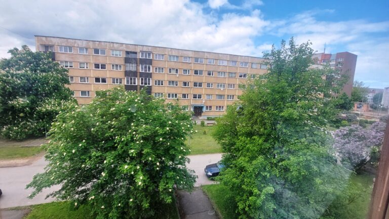 СРОЧНО! НОВАЯ ЦЕНА! Продается 2-х комнатная квартира, по адресу Viru pst 23, Sillamäe linn