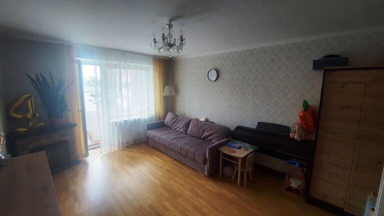 Продается 3-х комнатная квартира, по адресу Viru pst 21, Sillamäe linn