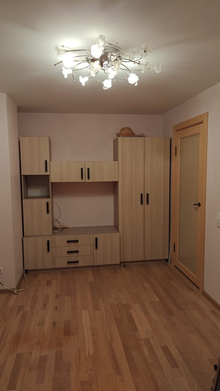 Продается 2 комнатная квартира с качественным ремонтом у моря в городе Силламяэ