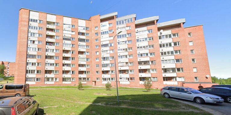 Продается 2 комнатная квартира с качественным ремонтом у моря в городе Силламяэ