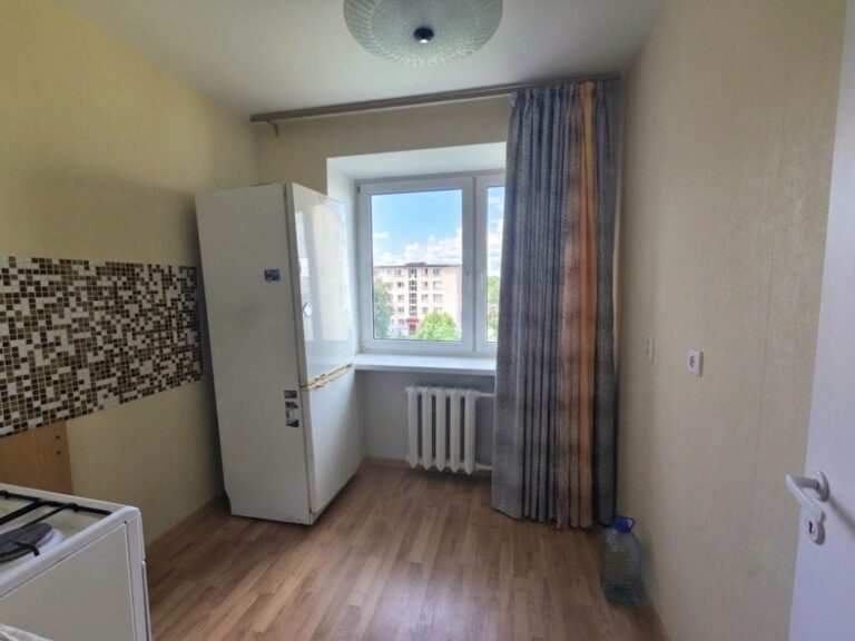 Продается 1-ая квартира в Силламяэ, Гагарина 15