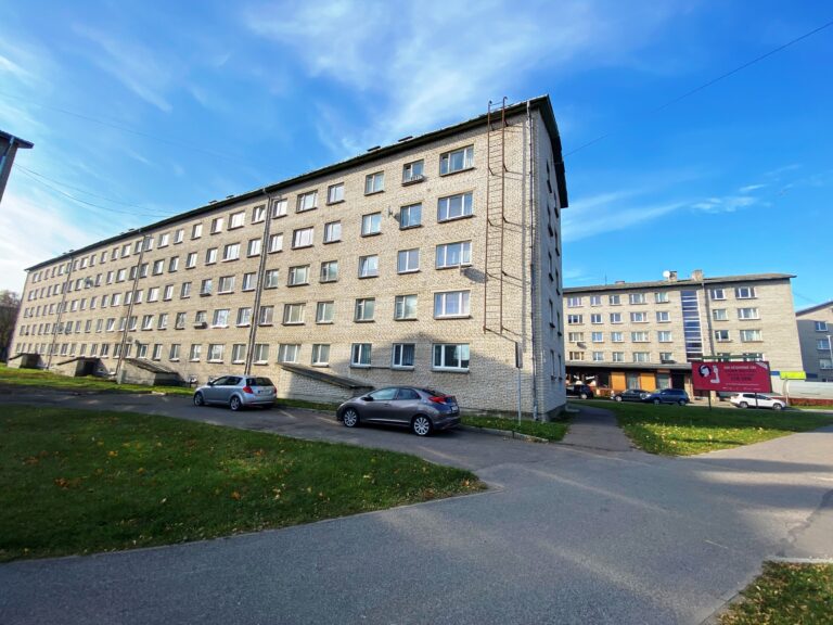 В центре г. Силламяэ продается двухкомнатная квартира