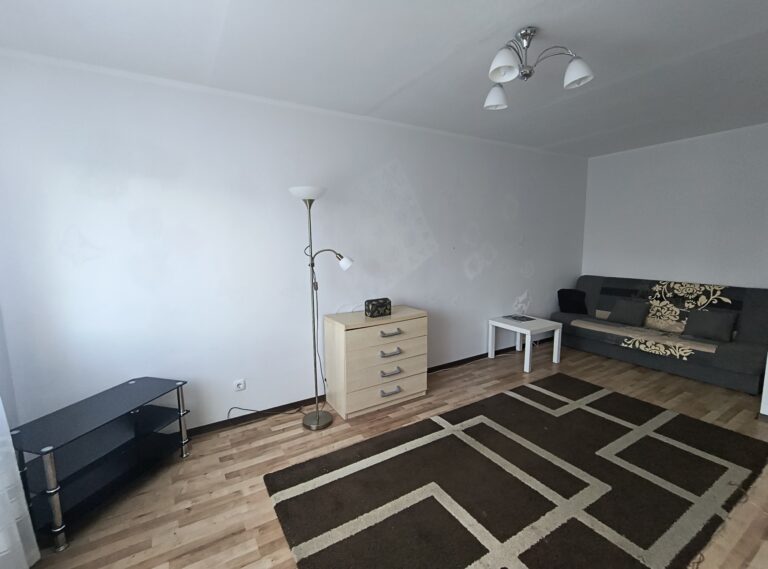Продается 1-ая квартира в Силламяэ, Гагарина 15а