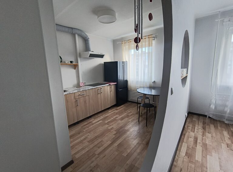 Продается 1-ая квартира в Силламяэ, Гагарина 15а