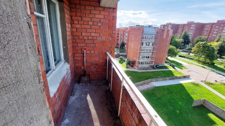 Продается 1- комнатная квартира с лоджией J. Gagarini tn 33, Sillamäe