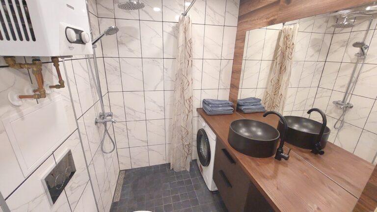 Продается с капитальным ремонт квартира — Kesk tn 55, Sillamäe linn