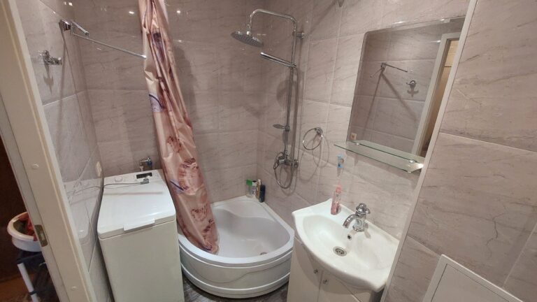 Продается уютная, 1-ком. квартира, по адресу Roheline tn 1, Sillamäe
