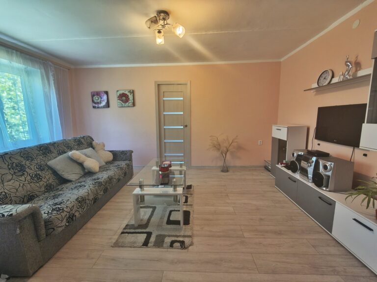 Продается 2-ая квартира в Силламяэ, Гагарина 1