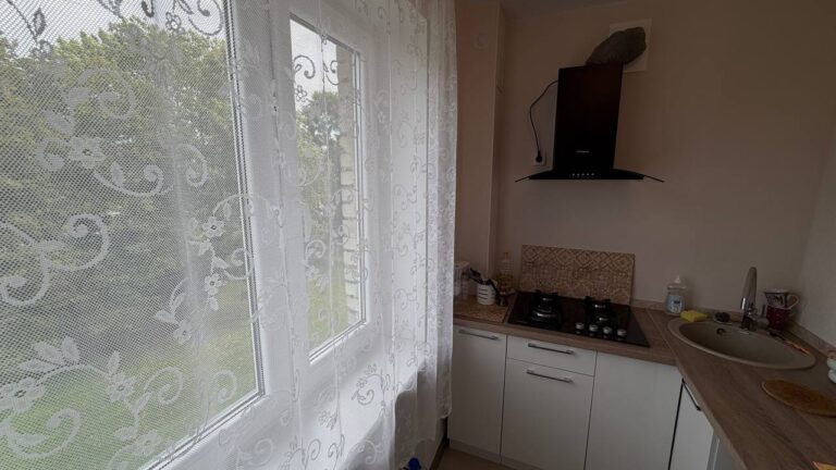 Продается 2х комнатная квартира с ремонтом в Силламяэ Kesk 59.