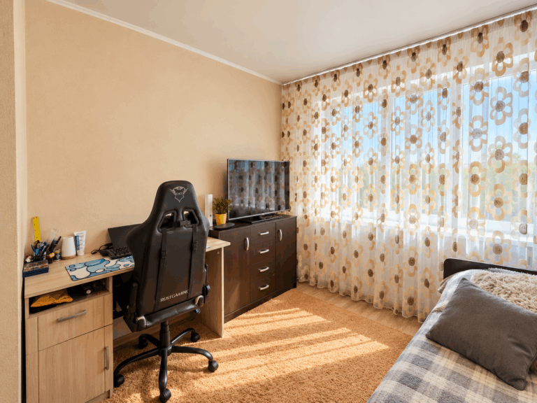 Продается 3-комнатная квартира в Силламяэ, Виру 22
